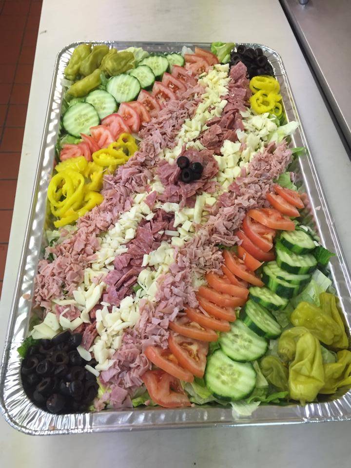 Captains Party Store | meal takeaway | 25450 N River Rd, Harrison Charter Township, MI 48045, USA | 5864683066 OR +1 586-468-3066