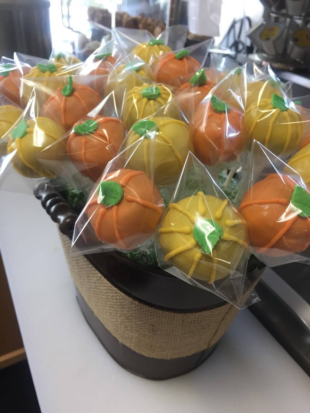 Crystal Rose Bistro | restaurant | kiosk 2,, 1110 W Kettleman Ln, Lodi, CA 95240, USA | 2096426095 OR +1 209-642-6095