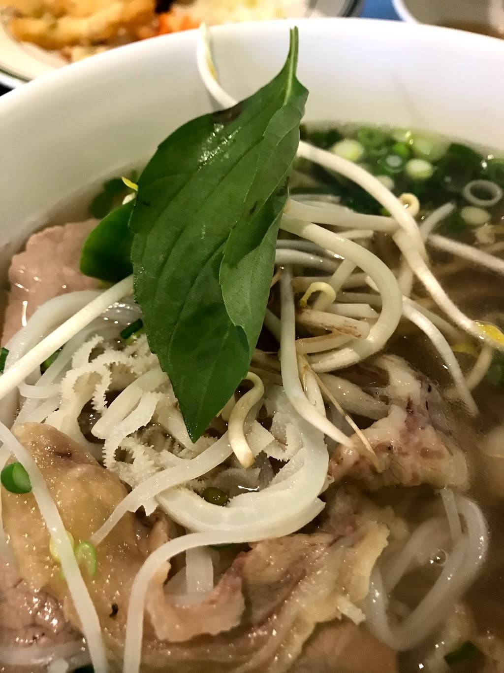 Pho VN | restaurant | 1187 N Willow Ave, Clovis, CA 93611, USA | 5593248677 OR +1 559-324-8677