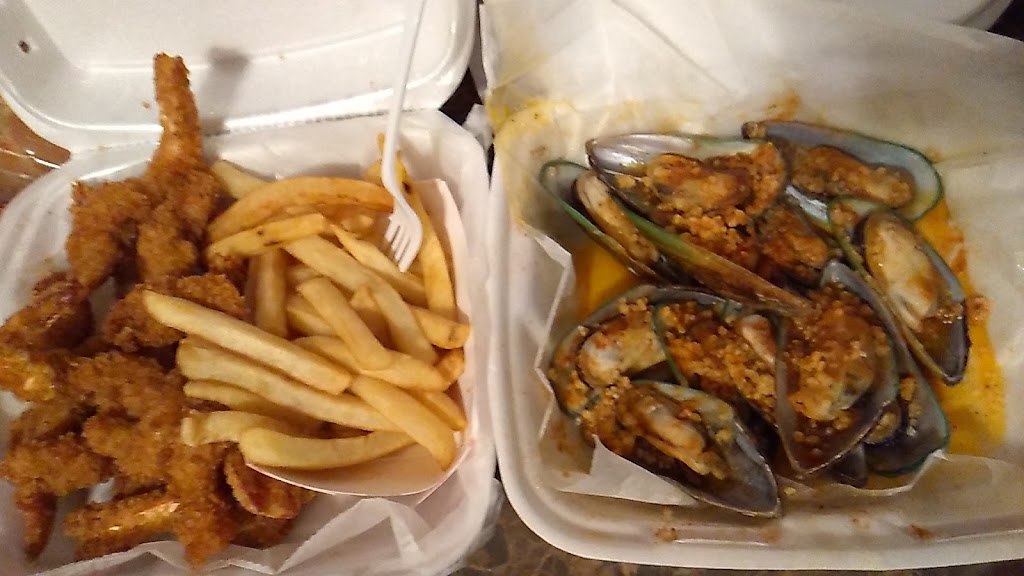 Clock Bar | restaurant | 3649 Germantown Ave, Philadelphia, PA 19140, USA | 2152287262 OR +1 215-228-7262