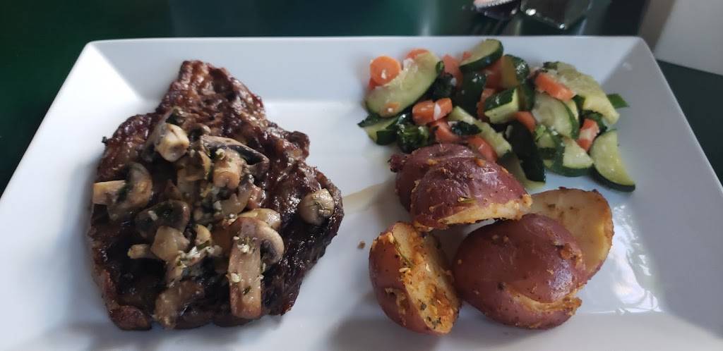 Freeport Bar & Grill | restaurant | 8259 Freeport Blvd, Sacramento, CA 95832, USA | 9166651169 OR +1 916-665-1169