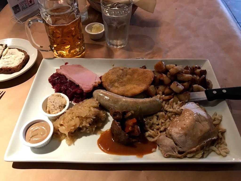 Edelweiss German American Cuisine | restaurant | 7650 W Irving Park Rd, Norridge, IL 60706, USA | 7084526040 OR +1 708-452-6040