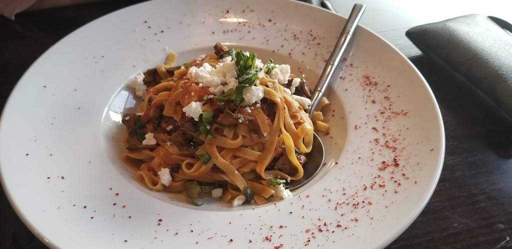 KOMA Restaurant | restaurant | 3090 Dougall Ave #403, Windsor, ON N9E 1S4, Canada | 5192535662 OR +1 519-253-5662