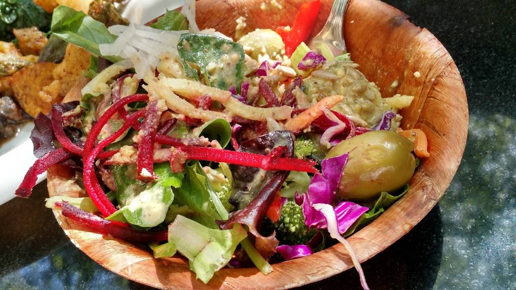 Kalachandjis | restaurant | 5430 Gurley Ave, Dallas, TX 75223, USA | 2148211048 OR +1 214-821-1048