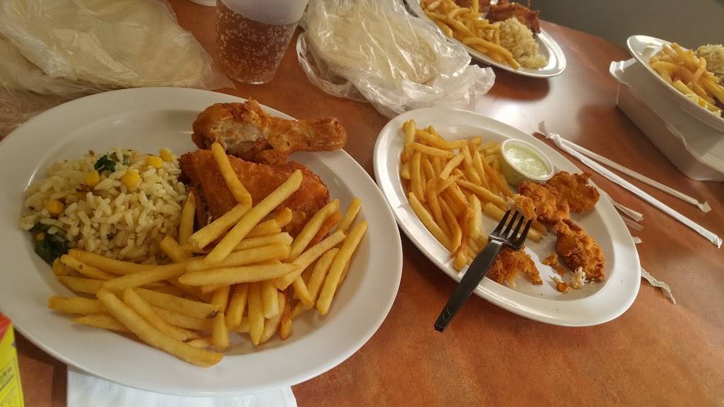 Pollo Campero | restaurant | 7249 Van Nuys Blvd, Van Nuys, CA 91405, USA | 8332267376 OR +1 833-226-7376