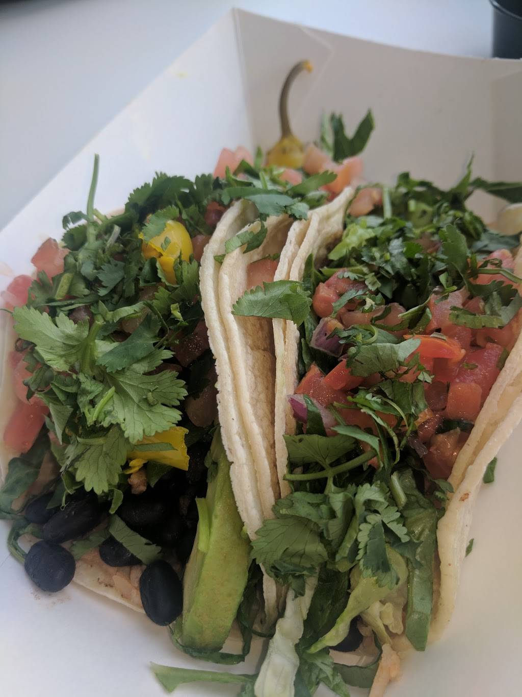 Baja Fresh Mexican Grill | restaurant | 10760 Riverside Dr, Toluca Lake, CA 91602, USA | 8187627326 OR +1 818-762-7326