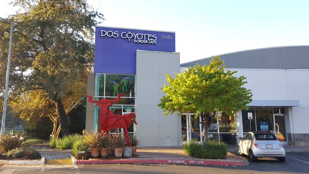 Dos Coyotes Border Café | restaurant | 13385 Folsom Blvd, Folsom, CA 95630, USA | 9163519750 OR +1 916-351-9750