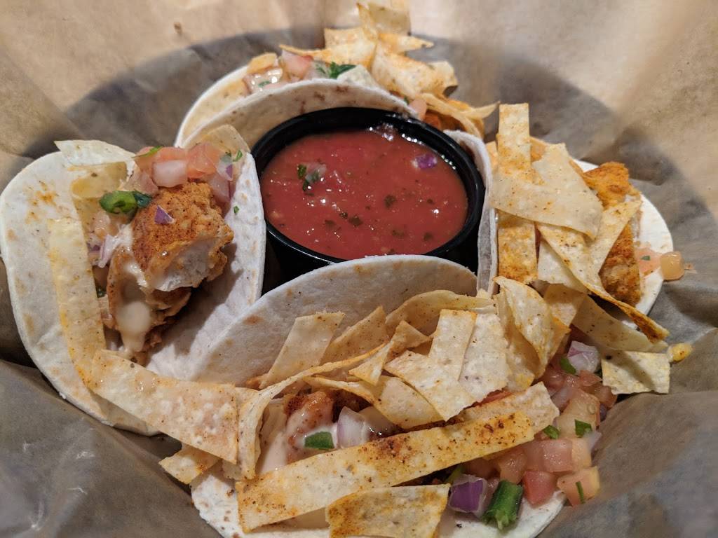 Buffalo Wild Wings | restaurant | 111 Jett Boulevard, Frankfort, KY 40601, USA | 5026950104 OR +1 502-695-0104