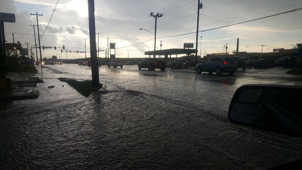 El Puerto | restaurant | 2700 NE 28th St, Fort Worth, TX 76111, USA | 8178340257 OR +1 817-834-0257