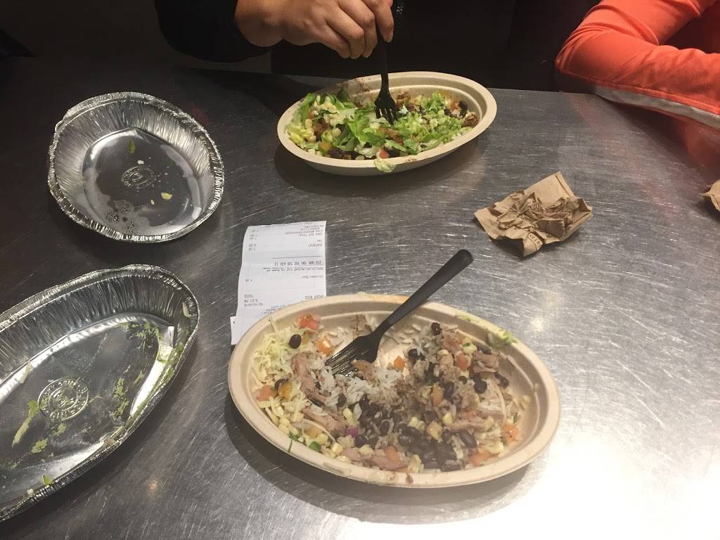 Chipotle Mexican Grill | restaurant | 1753 S Burlington Blvd #106, Burlington, WA 98233, USA | 3607070371 OR +1 360-707-0371