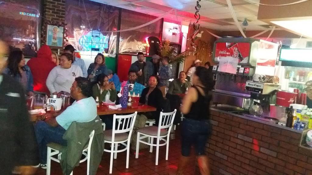 Taqueria El Toreo | restaurant | 217 W Grand Ave, Bensenville, IL 60106, USA | 6308600405 OR +1 630-860-0405