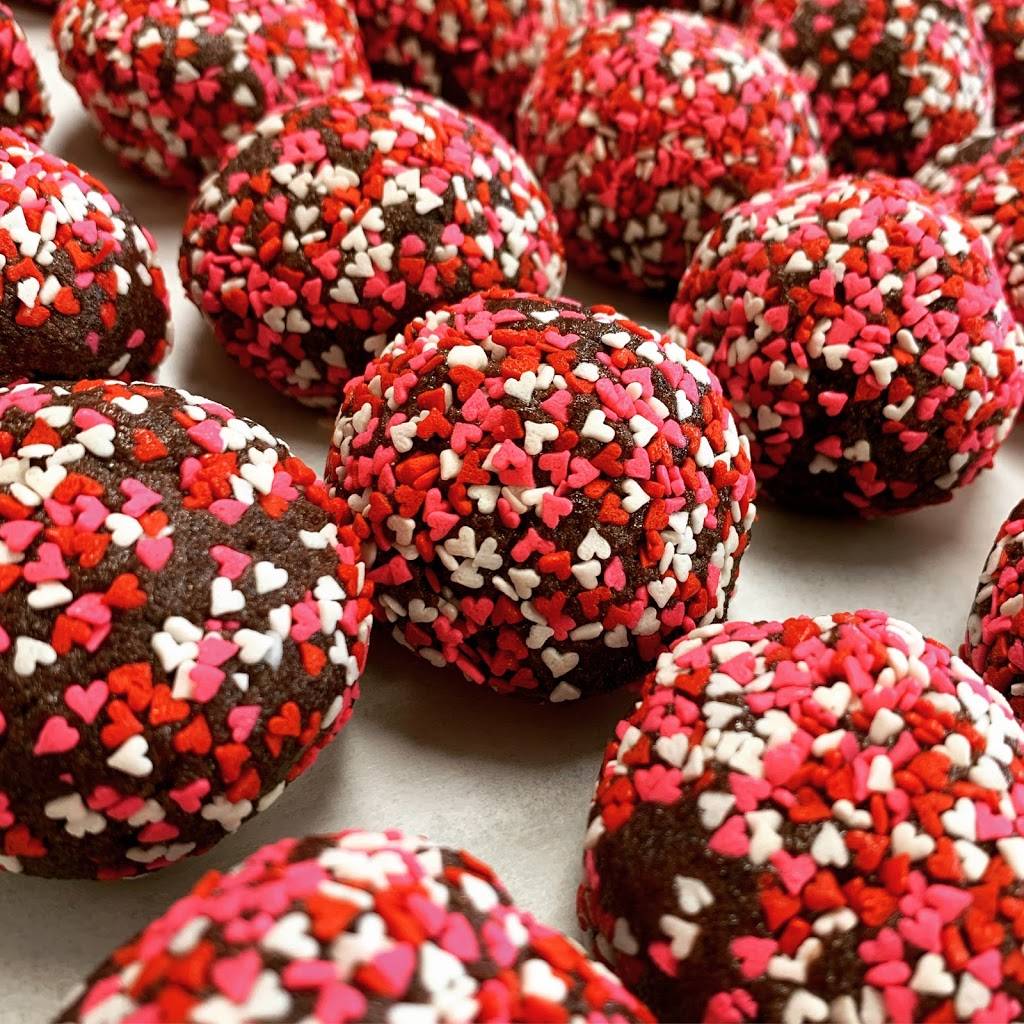 Bittersweet Bakery & Cafe | bakery | 470 Greenfield Rd, Deerfield, MA 01342, USA | 4132235496 OR +1 413-223-5496