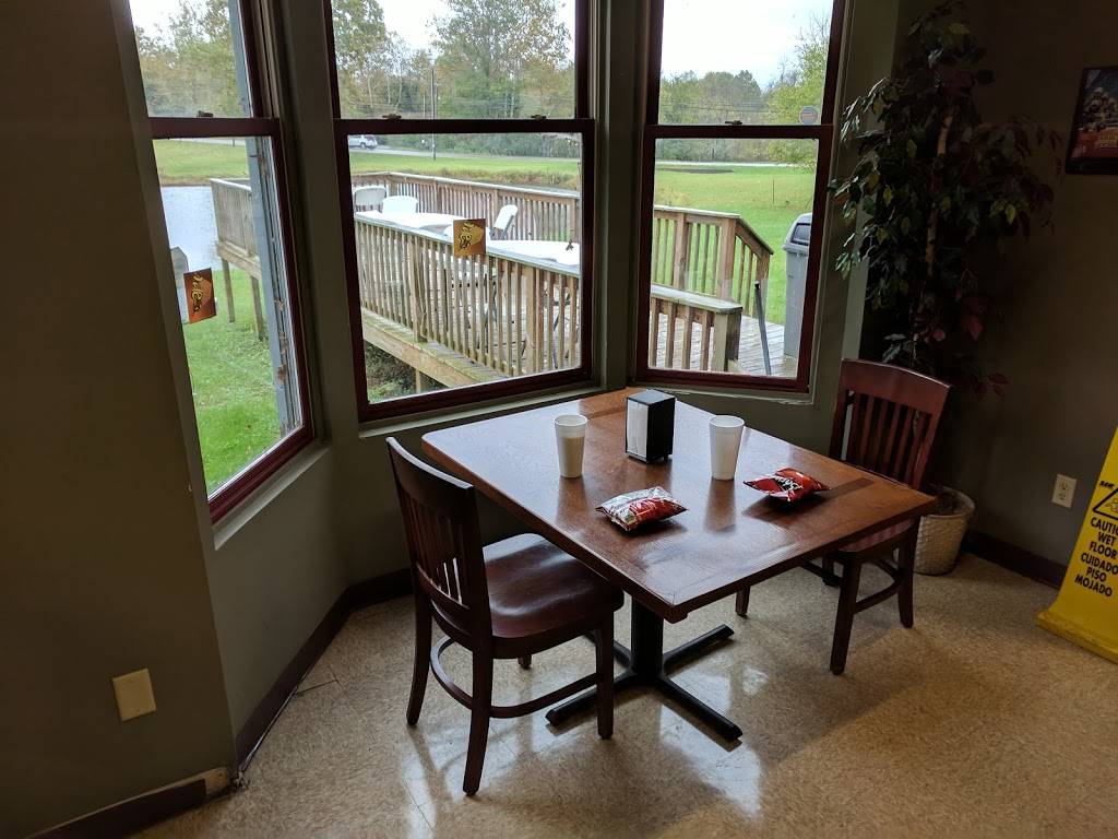 Eddies Lakeview Pizza | restaurant | 382 E Lakeview Dr, Nineveh, IN 46164, USA | 3179333454 OR +1 317-933-3454