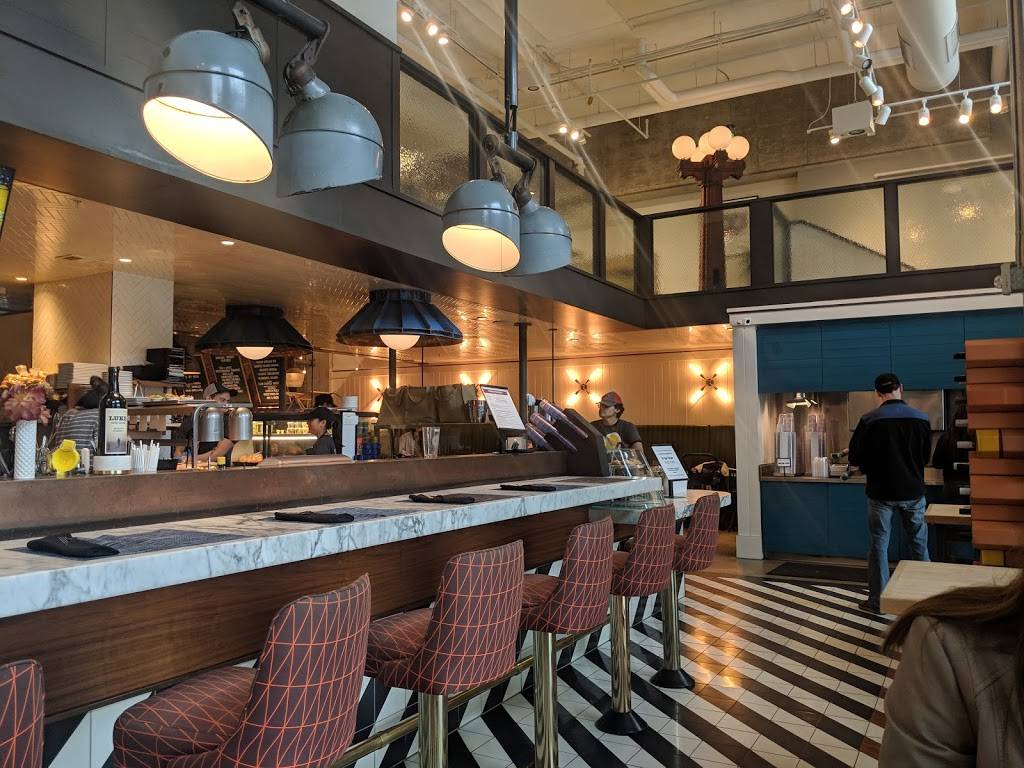 Local Foods Tanglewood | restaurant | 5740 San Felipe St #130, Houston, TX 77057, USA | 7137890642 OR +1 713-789-0642