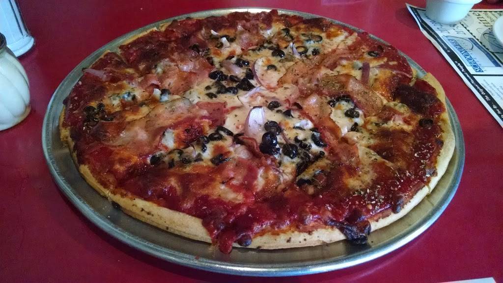 Filippos of Mahomet | restaurant | 2112 Tin Cup Rd, Mahomet, IL 61853, USA | 2175864657 OR +1 217-586-4657