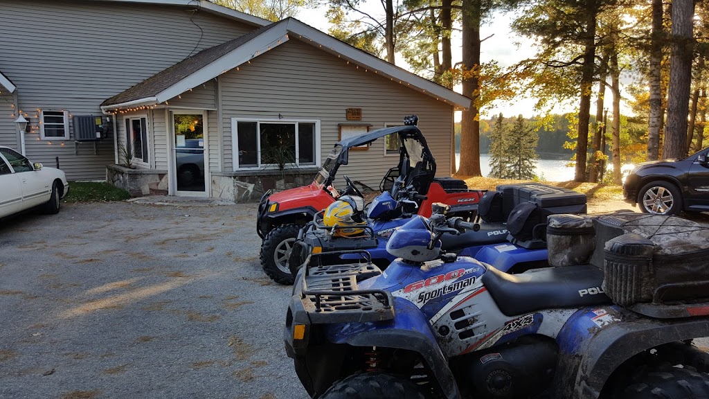 Buckhorn Resort | restaurant | N3919 Buck Horn Dr, Munising, MI 49862, USA | 9063873559 OR +1 906-387-3559