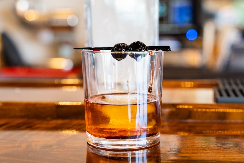 3 Eyed Fish Kitchen + Bar | restaurant | 1970 Keene Rd, Richland, WA 99352, USA | 5096283255 OR +1 509-628-3255