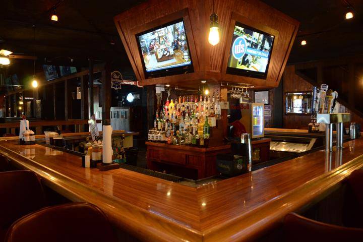 Country Club BBQ | restaurant | 2510 W Farmington Rd, West Peoria, IL 61604, USA | 3099663766 OR +1 309-966-3766