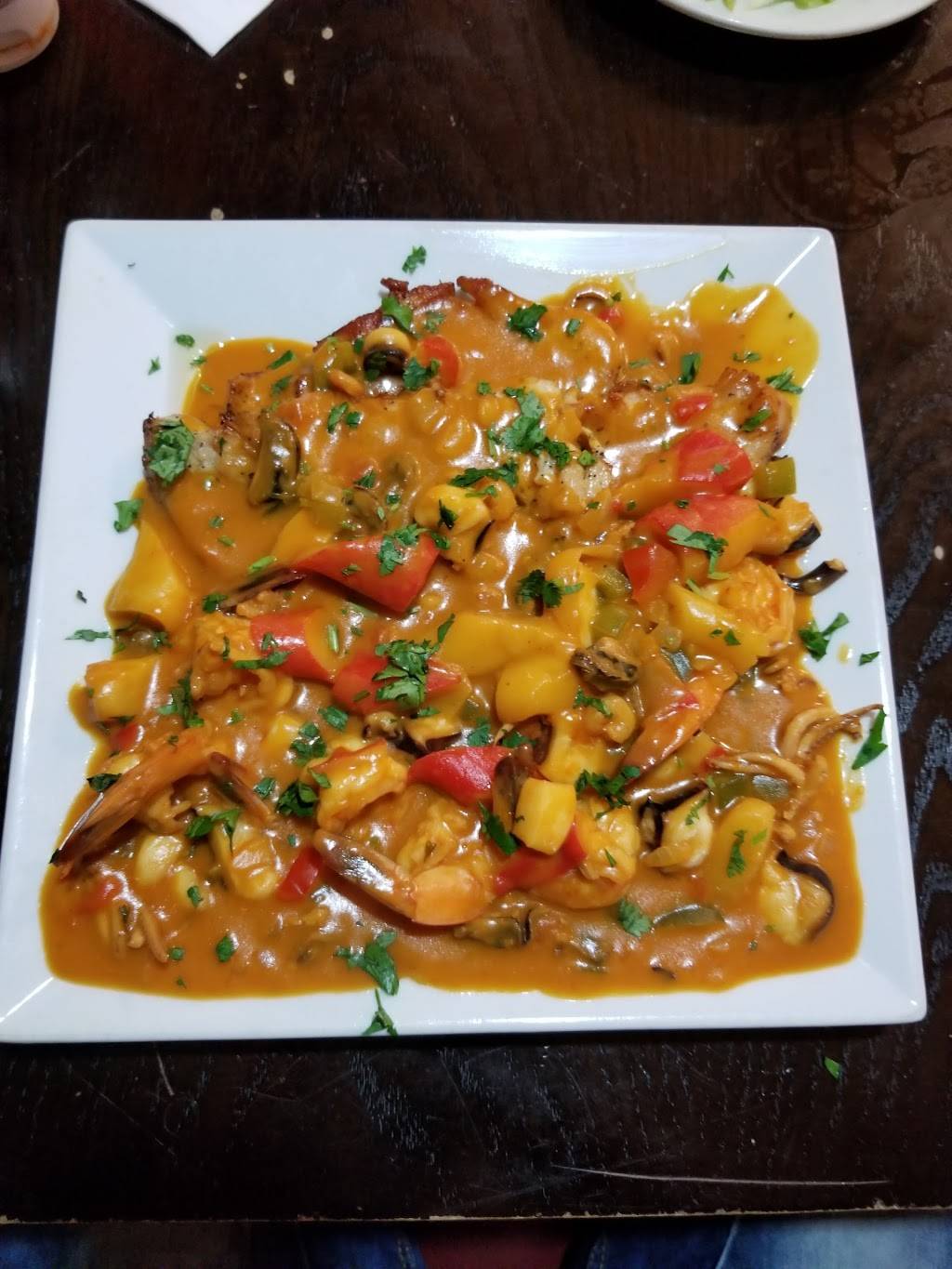 JR Primos | restaurant | 698 Allerton Ave, Bronx, NY 10467, USA | 3474495680 OR +1 347-449-5680