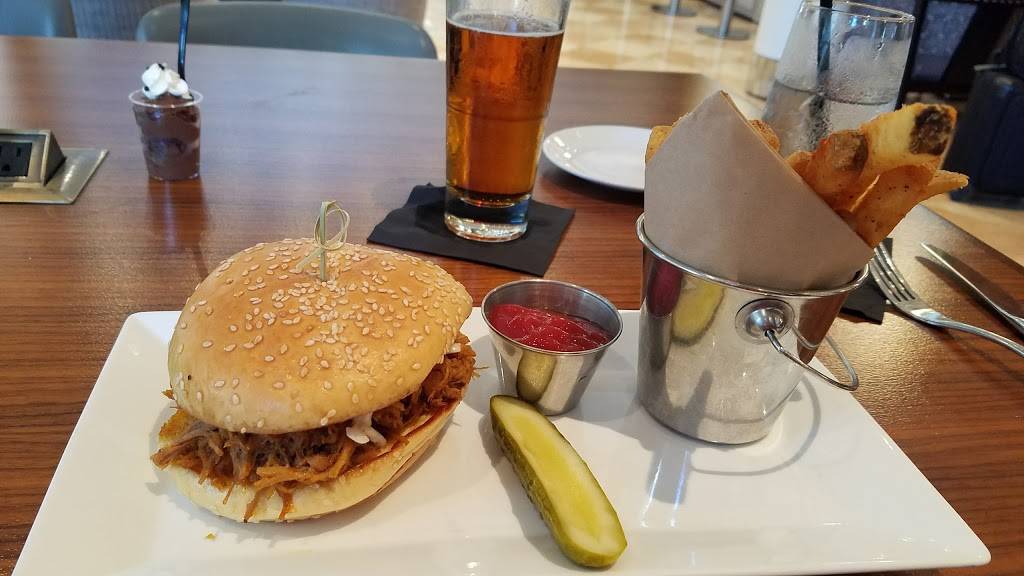 3030 Ocean Restaurant & Bar | restaurant | 3030 Holiday Dr, Fort Lauderdale, FL 33316, USA | 9547653030 OR +1 954-765-3030