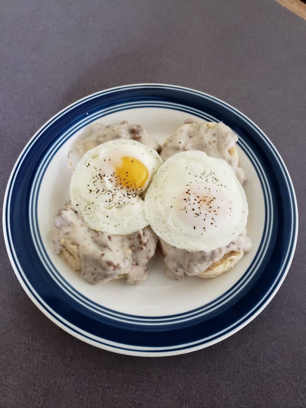 Bedford Falls Cafe | cafe | 720 Broadway Ave, Bedford, OH 44146, USA | 4406589329 OR +1 440-658-9329