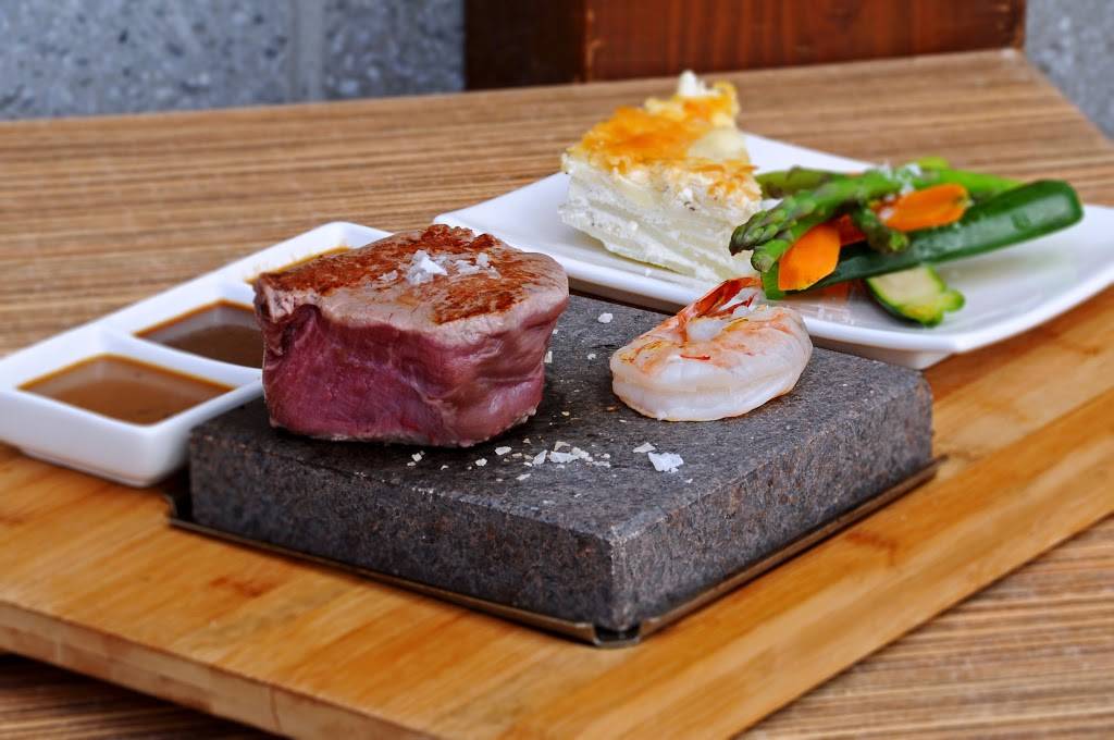 Les Maltcommodes | restaurant | 3333 Rue du Carrefour, Québec, QC G1C 5R9, Canada | 4186637171 OR +1 418-663-7171