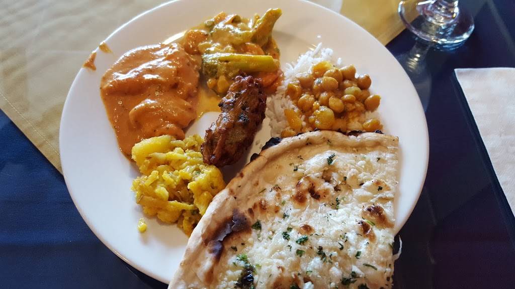 Kenders Indian Palace | restaurant | 833 E Center St, Wallingford, CT 06492, USA | 2037937926 OR +1 203-793-7926