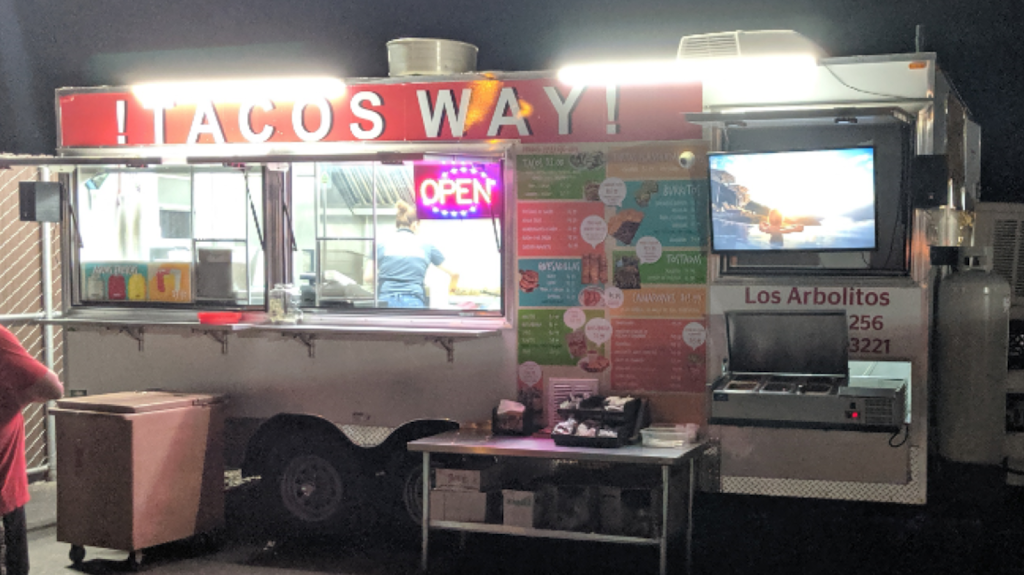 Tacos Way!! | restaurant | 115 E W Cross Ave, Tulare, CA 93274, USA | 5596564617 OR +1 559-656-4617