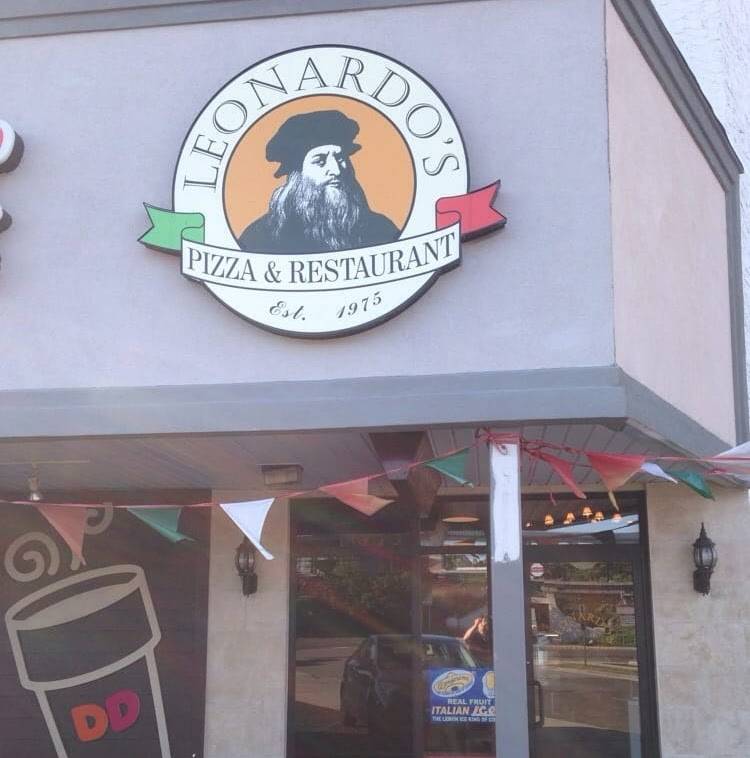 Leonardos Pizza | restaurant | 20 Broadway, Massapequa, NY 11758, USA | 5167955577 OR +1 516-795-5577