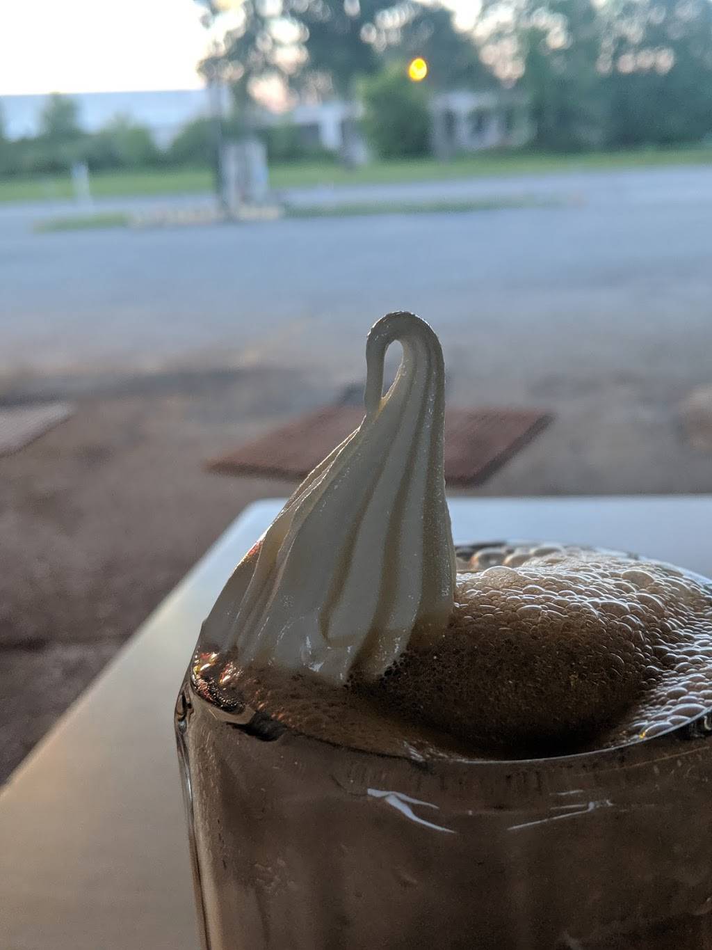 Charlies Drive-In | restaurant | 806 W Main St, Hortonville, WI 54944, USA | 9207796753 OR +1 920-779-6753