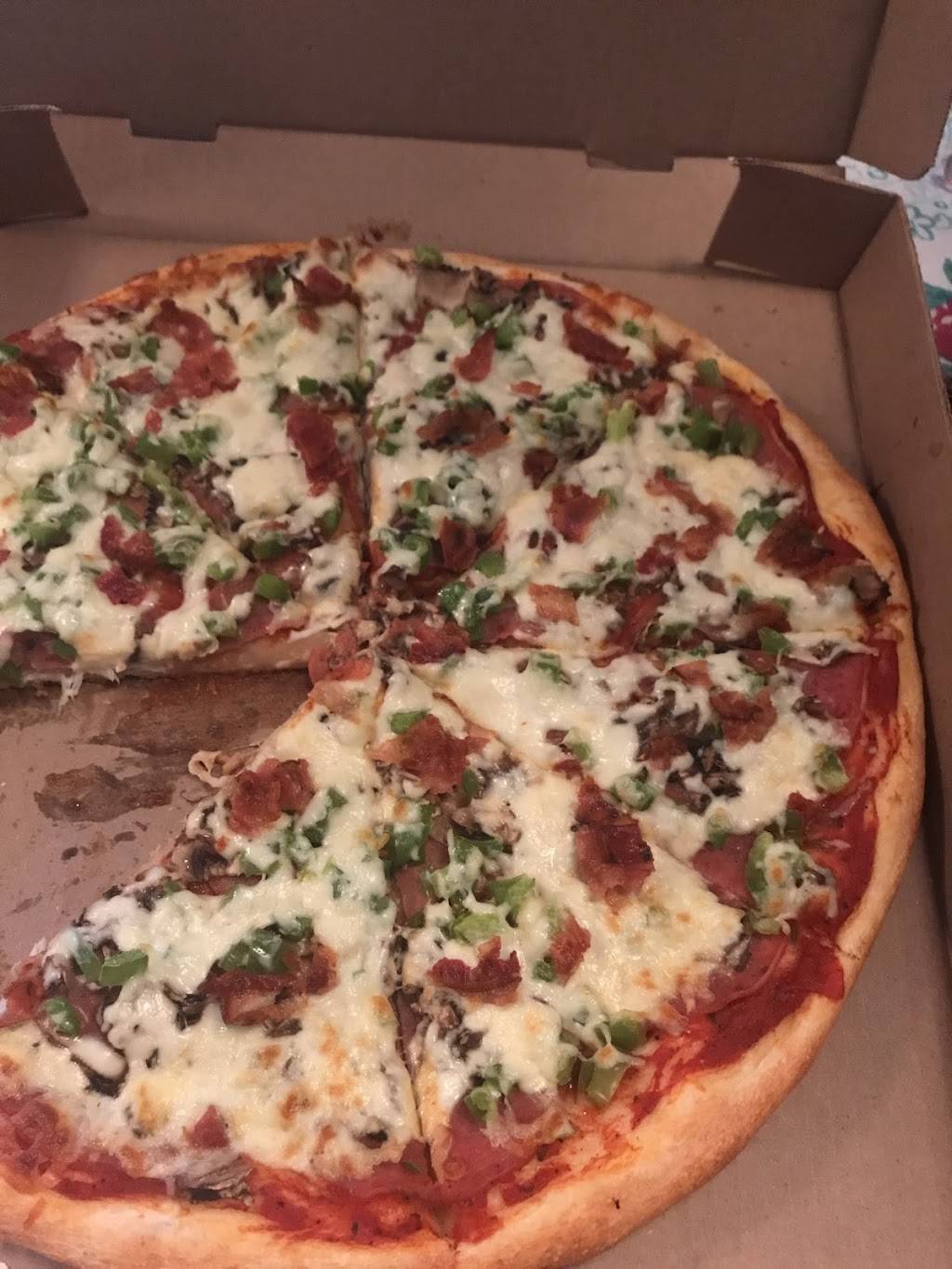 Cousin Vinnys Pizza | restaurant | 6179 Perth St, Richmond, ON K0A 2Z0, Canada | 6138385112 OR +1 613-838-5112