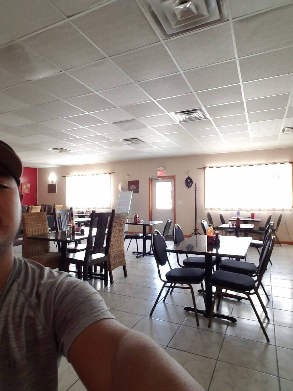 Trans Restaurant | restaurant | 1009 Henderson St, Palacios, TX 77465, USA | 3619721008 OR +1 361-972-1008