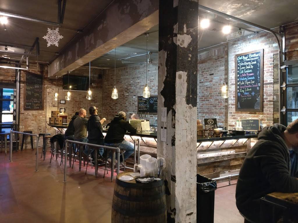Oakley Brothers Distillery | restaurant | 34 W 8th St, Anderson, IN 46016, USA | 7652745590 OR +1 765-274-5590