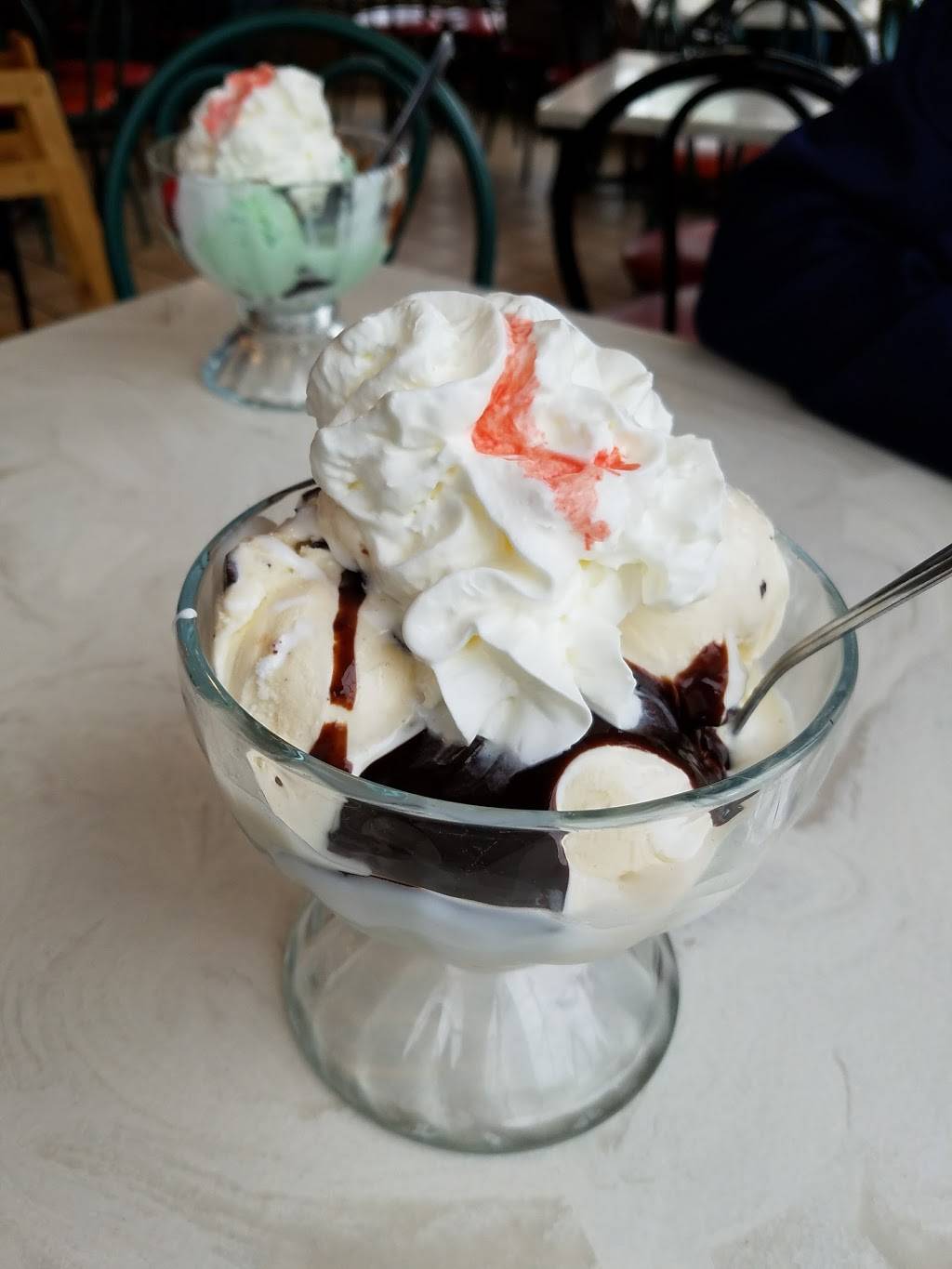 Happy Burger | restaurant | 3131 E Market St, Logansport, IN 46947, USA | 5747536418 OR +1 574-753-6418