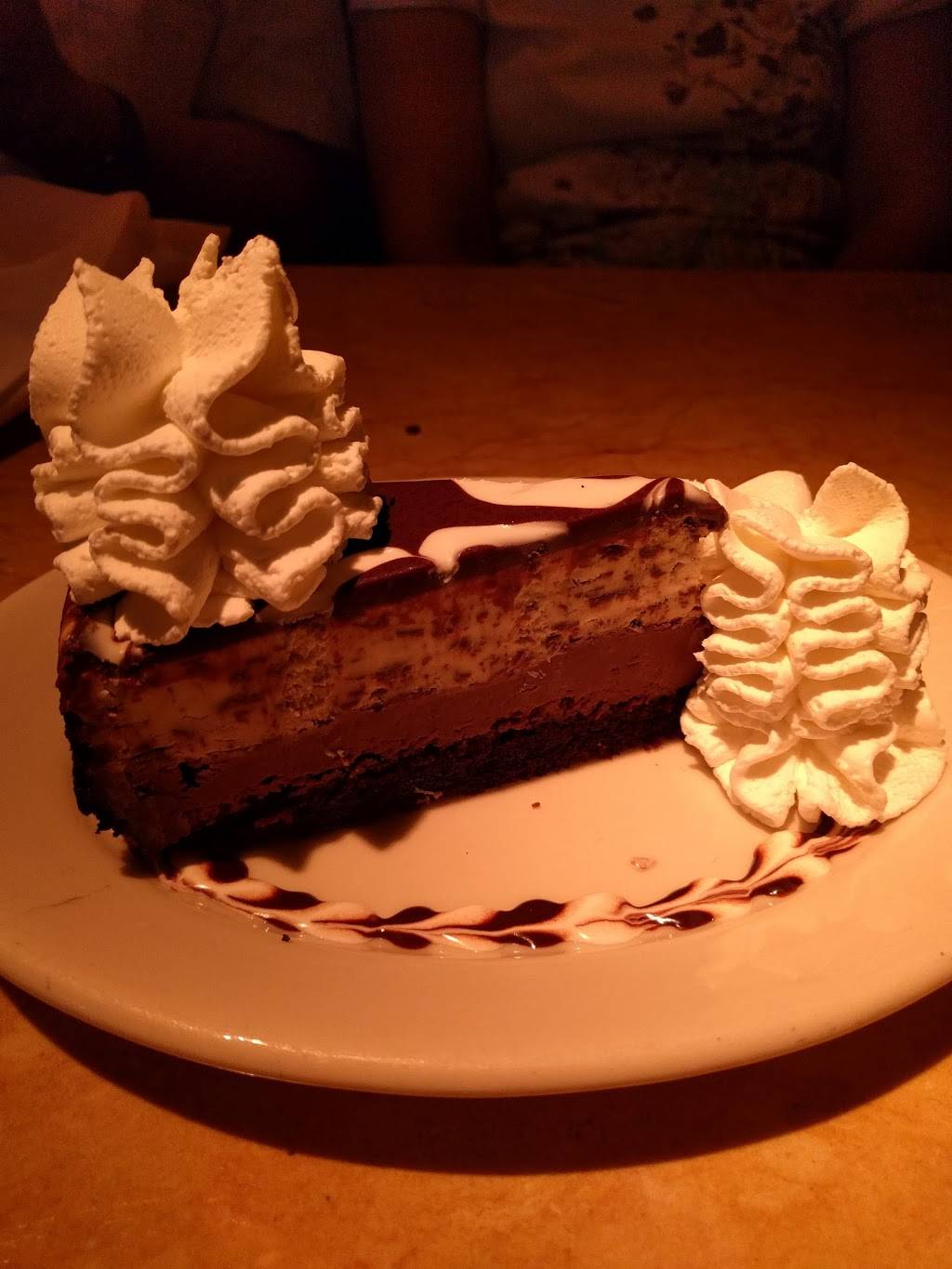 The Cheesecake Factory | restaurant | 30 Mall Dr W, Jersey City, NJ 07310, USA | 2018765810 OR +1 201-876-5810