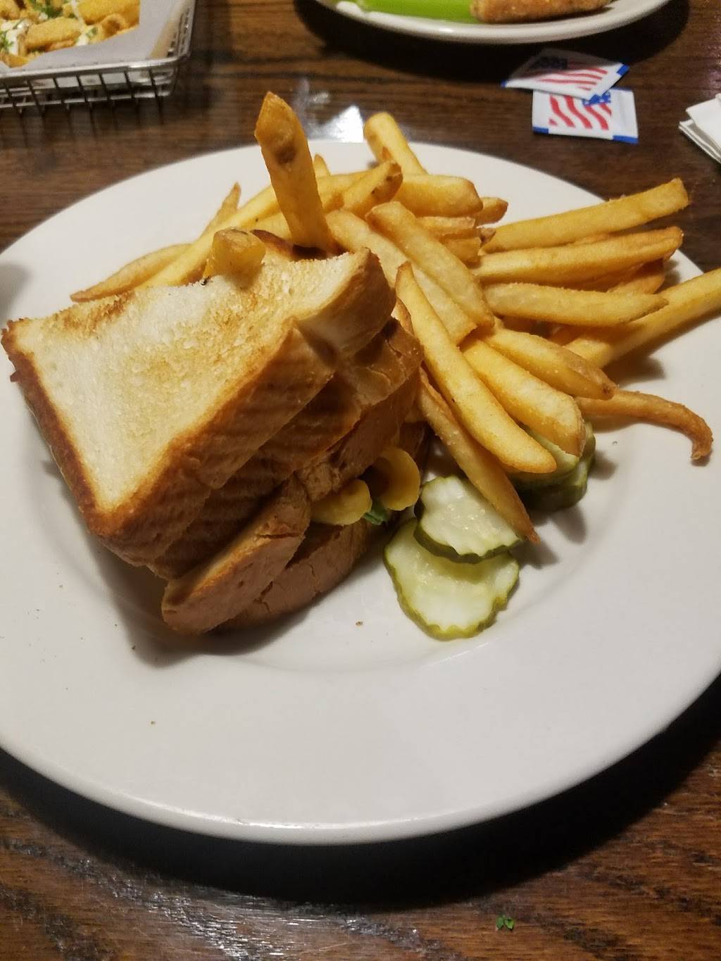 Old Chicago | restaurant | 15231 Trenton Rd, Southgate, MI 48195, USA | 7342828111 OR +1 734-282-8111