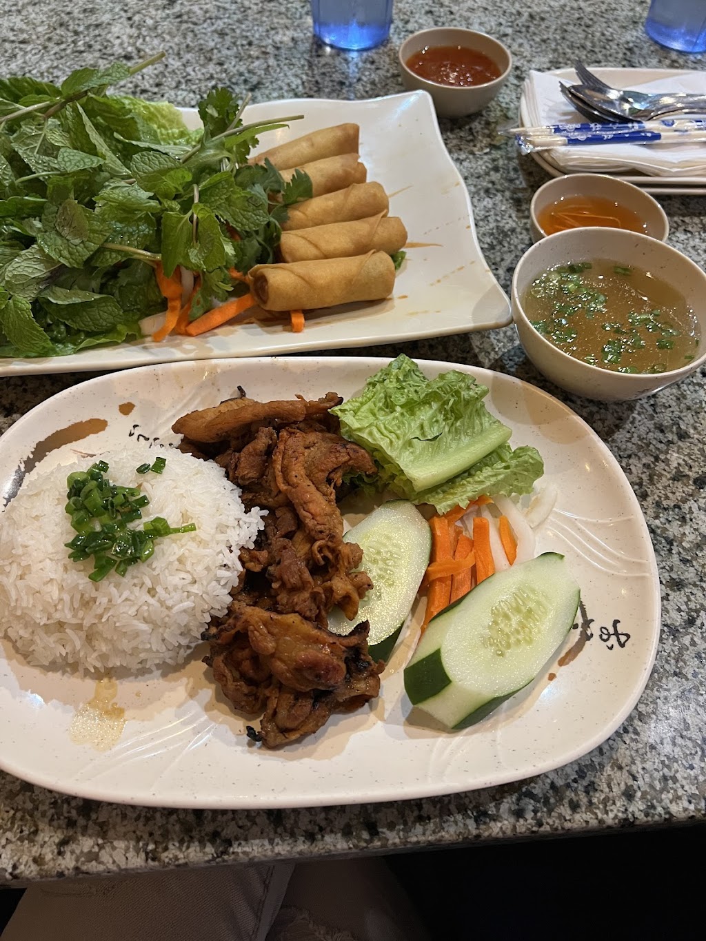 Phở Saigon 8 | restaurant | 5650 W Spring Mountain Rd suite b, Las Vegas, NV 89146, USA | 7022486663 OR +1 702-248-6663