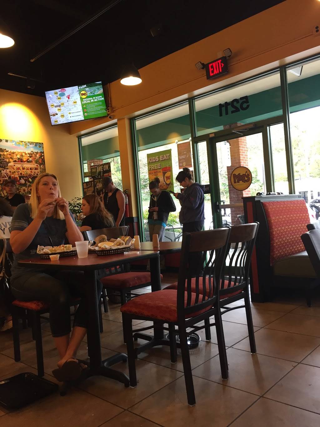 Moes Southwest Grill | restaurant | 5211 Library Rd, Bethel Park, PA 15102, USA | 4128513042 OR +1 412-851-3042