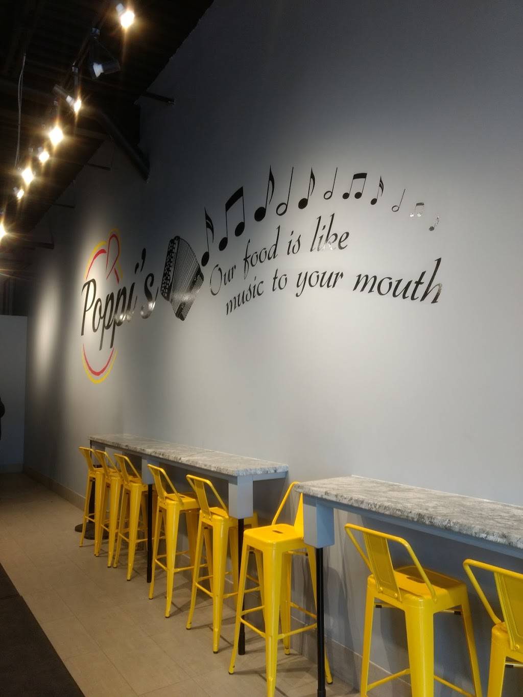 Poppis Pizzeria & Grill | meal takeaway | 14-1812 Rymal Rd E, Hamilton, ON L8W 3N3, Canada | 9056929779 OR +1 905-692-9779