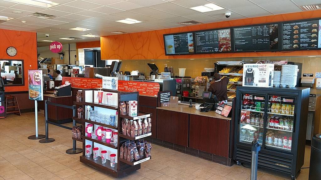 Dunkin | bakery | 320 Airport Rd, Fall River, MA 02720, USA | 5086756515 OR +1 508-675-6515