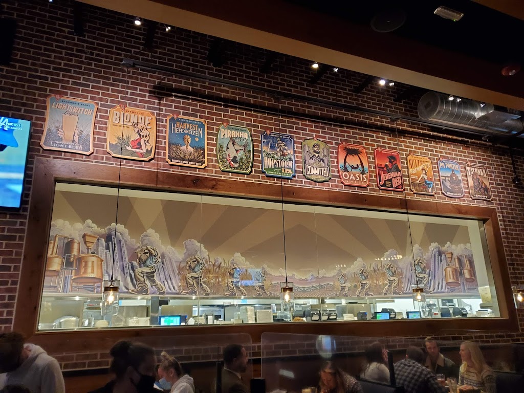 BJs Restaurant & Brewhouse | restaurant | 9009 E 71st St, Tulsa, OK 74133, USA | 5392159040 OR +1 539-215-9040