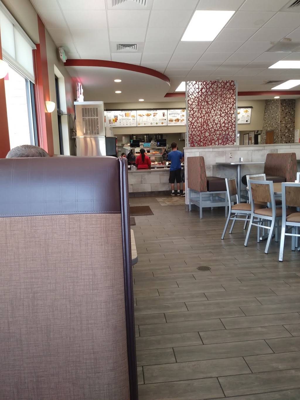 Jacks | restaurant | 18023 US-280, Dadeville, AL 36853, USA | 2563464920 OR +1 256-346-4920