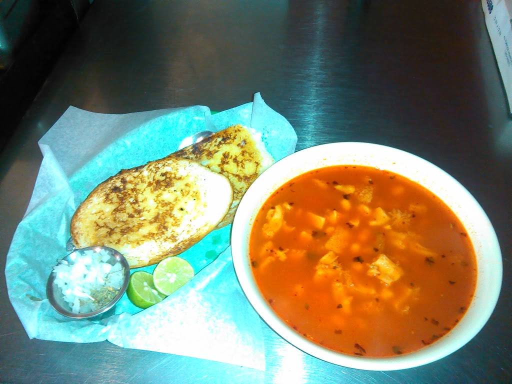 The Place Tortas | restaurant | 821 N Copia St A, El Paso, TX 79903, USA | 9155649125 OR +1 915-564-9125