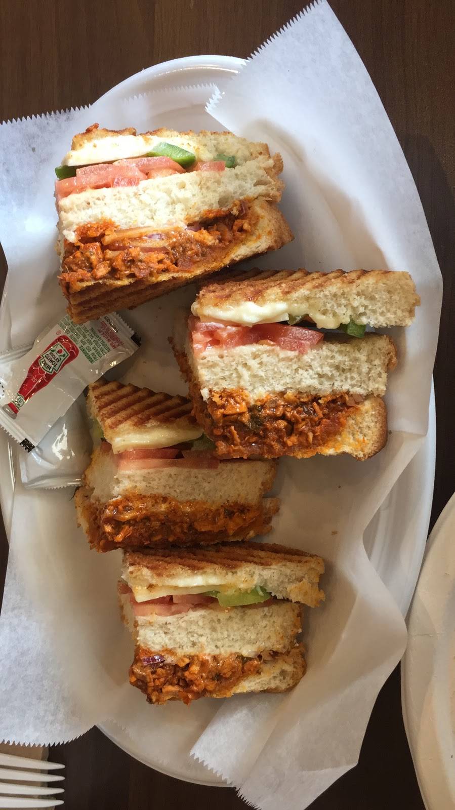 Eggoholic Schaumburg | meal takeaway | 829 W Higgins Rd, Schaumburg, IL 60195, USA | 8475654105 OR +1 847-565-4105