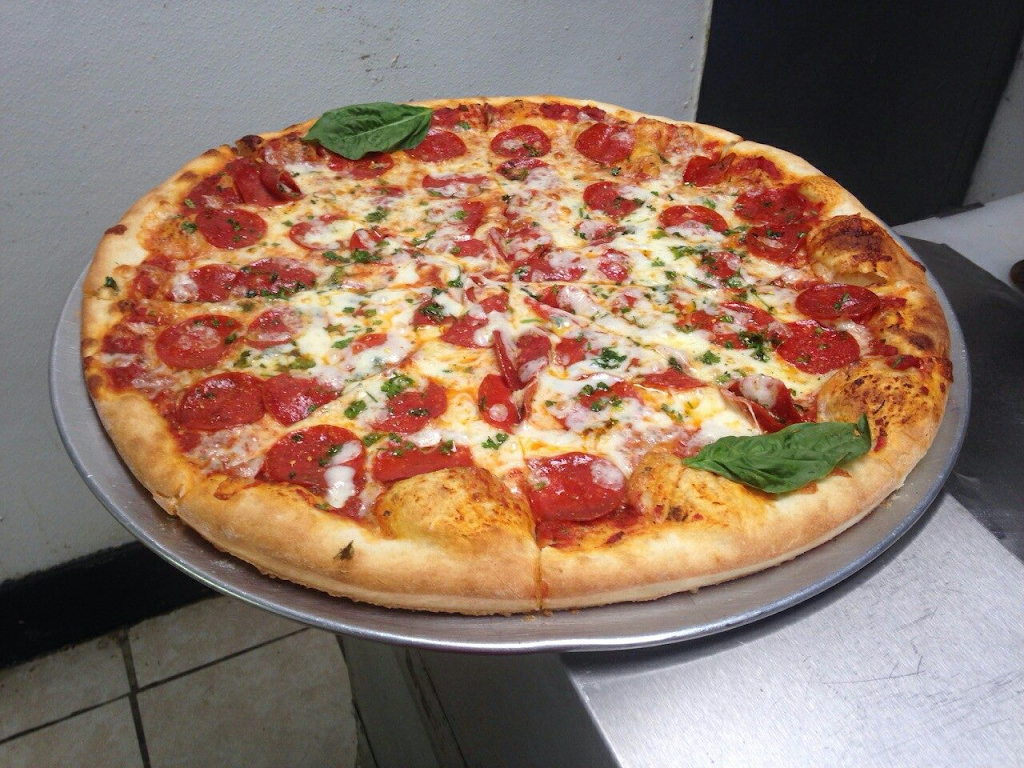 Francescos | restaurant | 201 S Brady St #5005, Claremore, OK 74017, USA | 9182832430 OR +1 918-283-2430