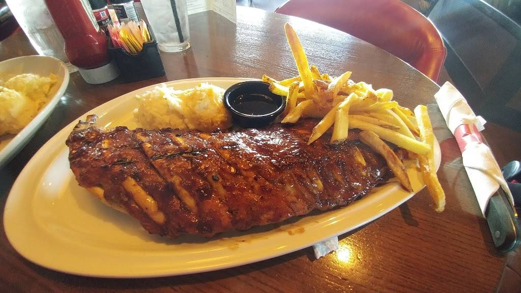 TGI Fridays | restaurant | 6640 Richmond Hwy, Alexandria, VA 22306, USA | 7037170690 OR +1 703-717-0690