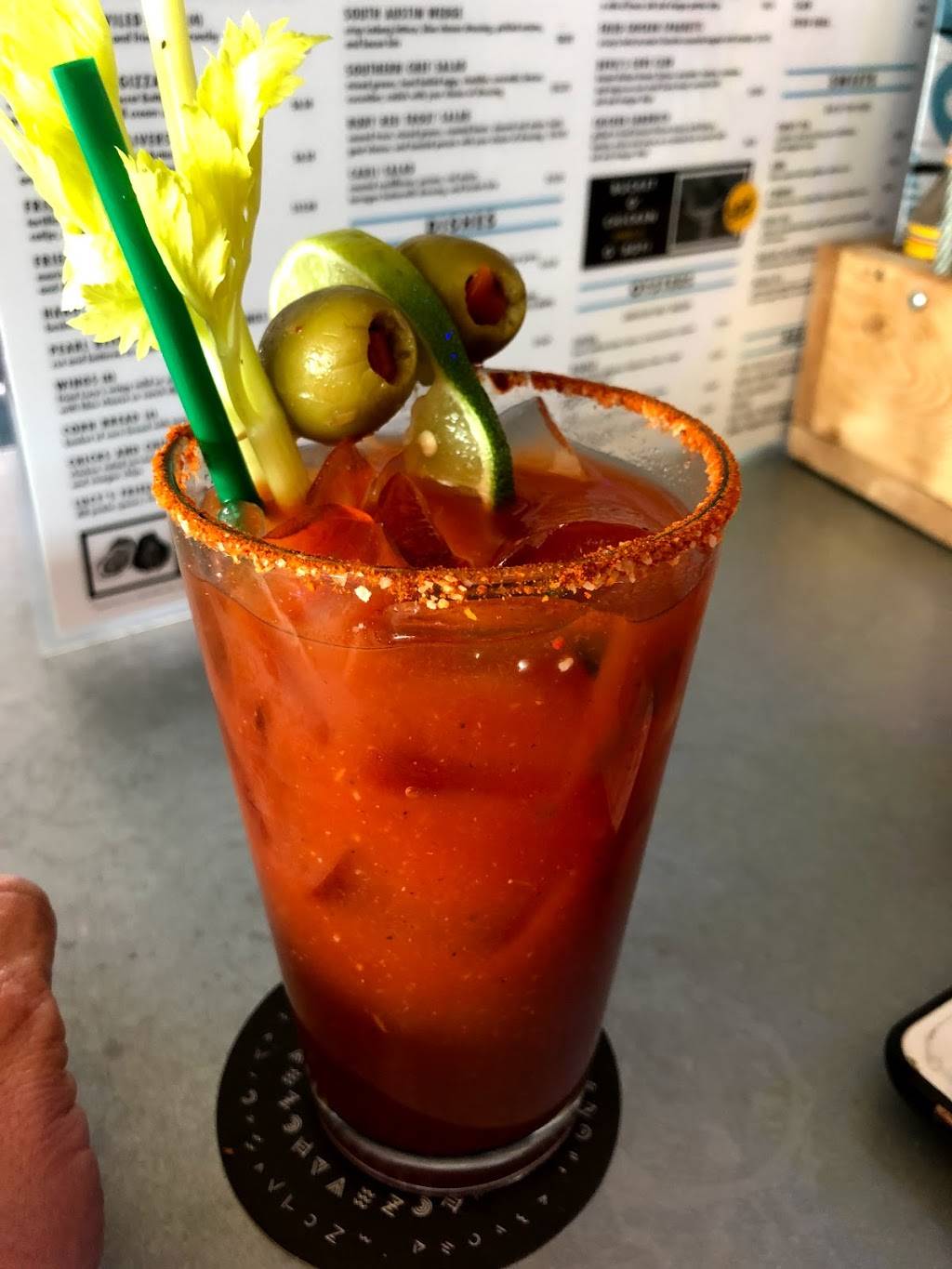 Lucys Fried Chicken | restaurant | 401 East Whitestone Boulevard, 108 A-108 A, Cedar Park, TX 78613, USA | 5124567943 OR +1 512-456-7943