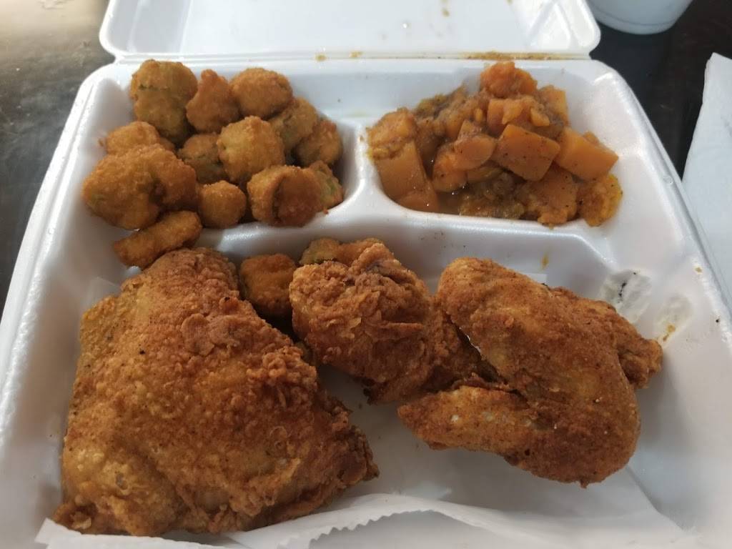 J.W.s Alabama Style Chicken And...Fish | restaurant | 15401 Mack Ave, Detroit, MI 48224, USA | 3132693957 OR +1 313-269-3957