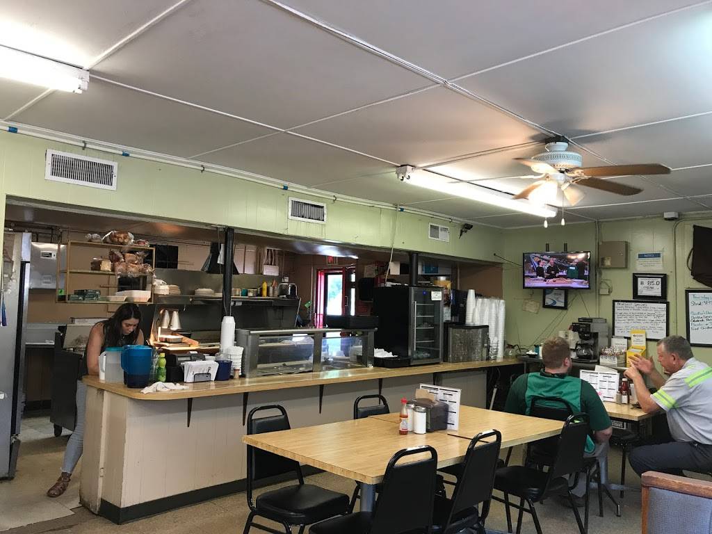 Chucks Grill | restaurant | 8001 Old Statesville Rd, Charlotte, NC 28269, USA | 7045971580 OR +1 704-597-1580