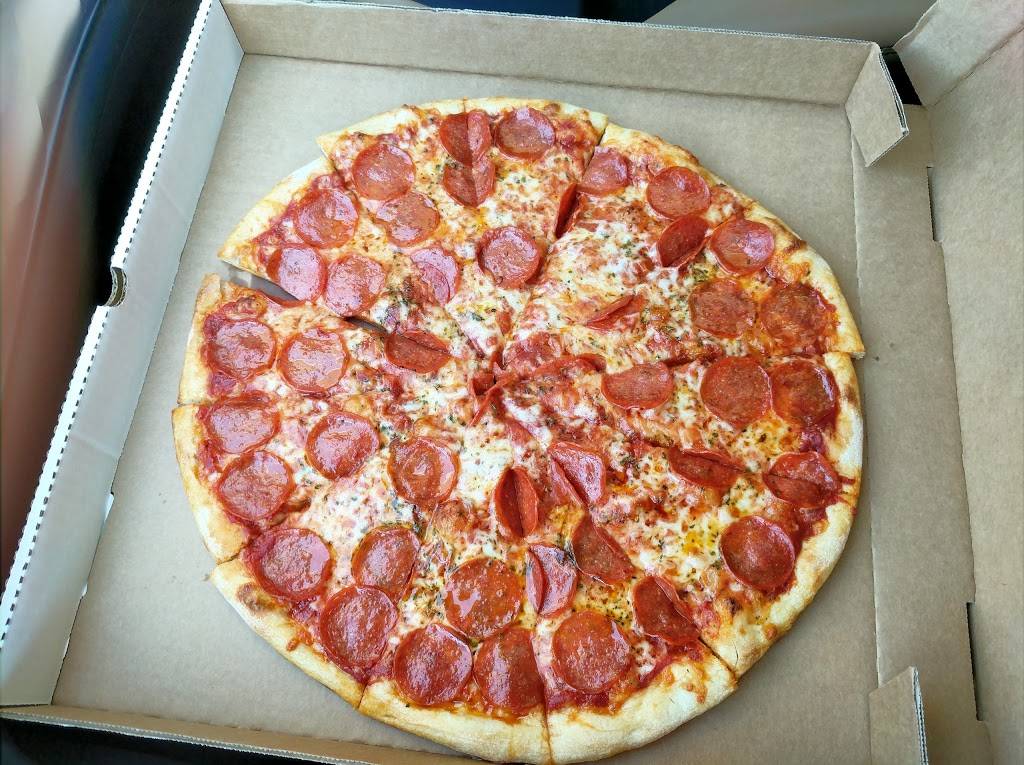 Erios Pizza & Restaurant | restaurant | 4434 Woodson Rd, St. Louis, MO 63134, USA | 3144231555 OR +1 314-423-1555